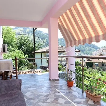 Casa de hóspedes Bumbli Berati