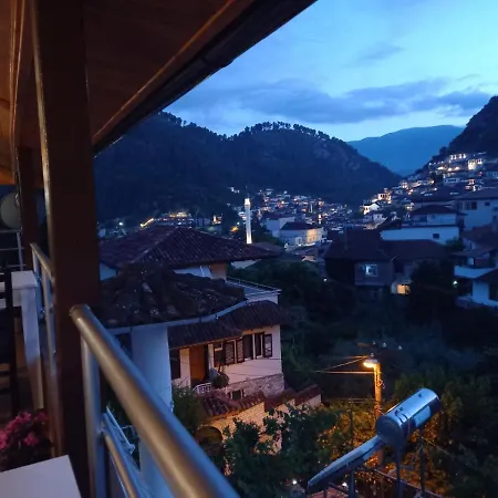 Bumbli Penzion Berat