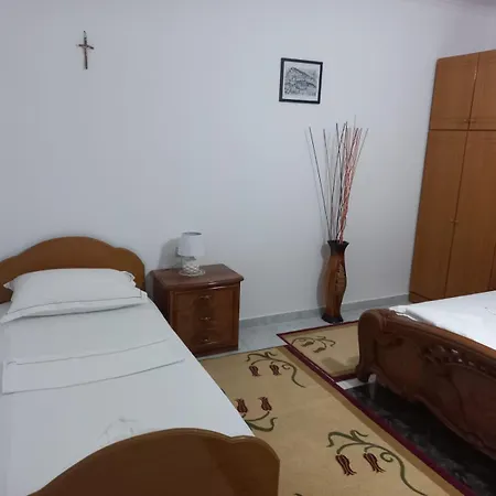 Bumbli Casa de hóspedes 3*